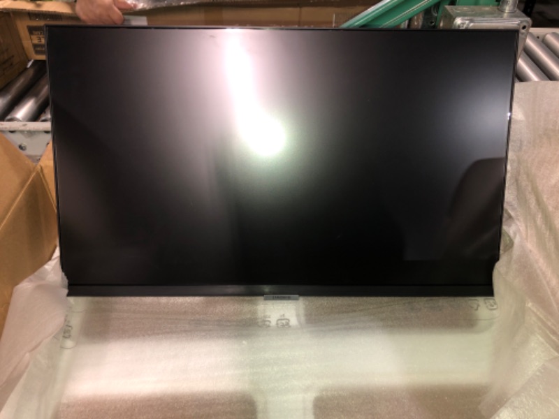 Photo 2 of S60UA Series 24" QHD LED Monitor with HDR (HDMI, USB-C, USB)