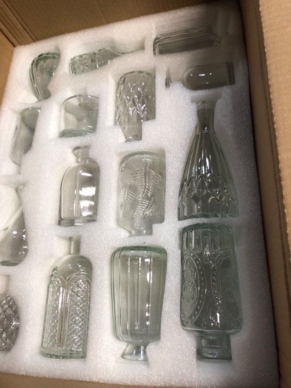 Photo 2 of (READ FULL POST) Arme Bud Vase Set of 45, Clear Bud Vases in Bulk, Mini Glass Vases for Flower, Small Flower Vases for Centerpieces, Vases for Decor, Home Wedding Table Décor Clear-45pcs 45 Pcs