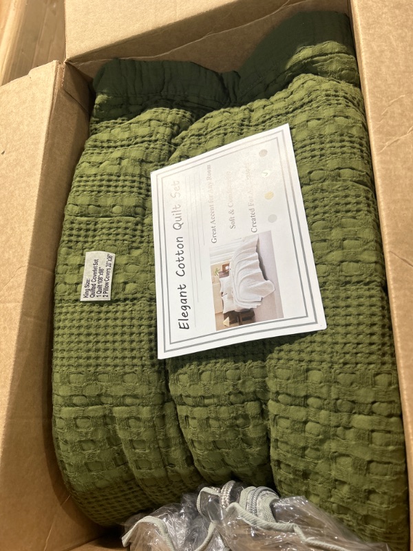 Photo 2 of Sanracie 100% Cotton Waffle Weave Quilt Set King Size(110"x98")-Olive Green Quilted Bedspread Sets,3Pcs Soft Boho King Quilt Bedding Set, Farmhouse Shabby Vintage Chic Bedding Quilt Olive Green King