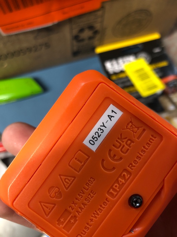 Photo 1 of Klein Tools 935DAA Digital Electronic Level and Angle Gauge, LED Angle Alert, Measure and Set Angles, 0-90 and 0-180 Degree Ranges