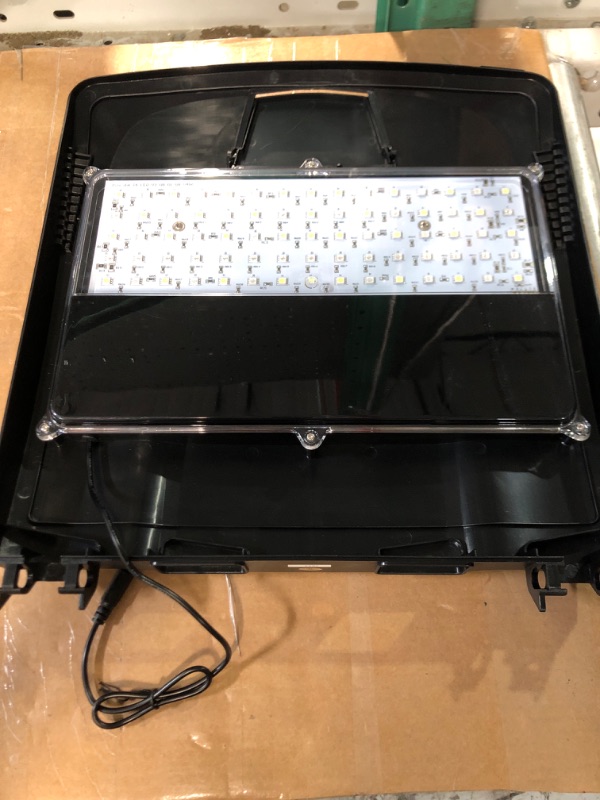 Photo 3 of (PARTS ONLY / NO RETURNS) Coralife Biocube LED Canopy 14/16