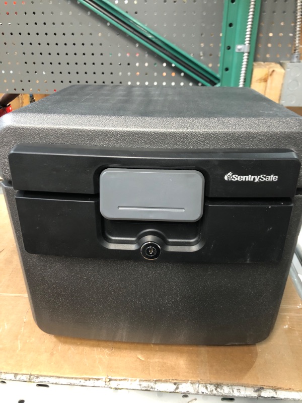 Photo 2 of (Dirty see notes) Sentry Safe Safe Box, 14.3 x 15.5 x 13.5, Black & Pendaflex File FoldersLetter Size, 8-1/2" x 11"