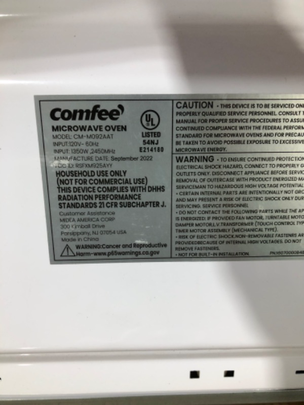 Photo 3 of COMFEE' CM-M092AAT Retro Microwave 