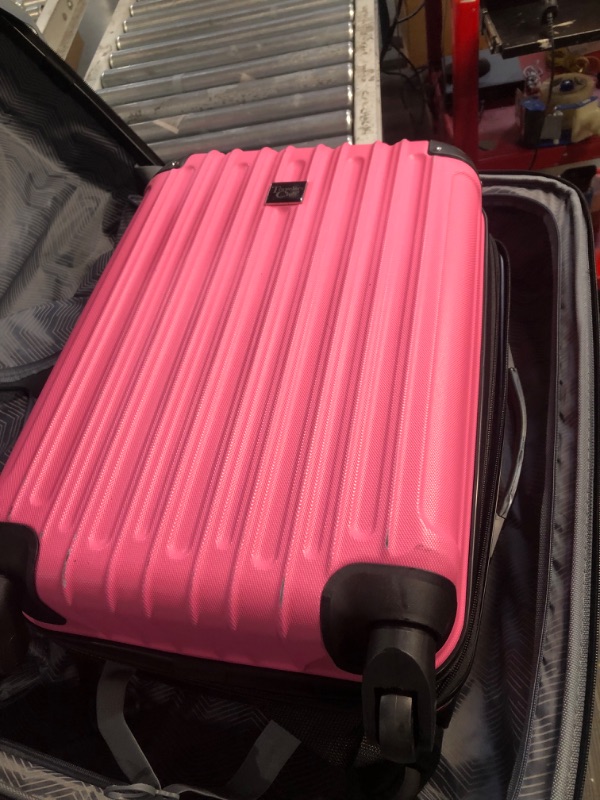 Photo 5 of **only 4 pieces***missing one hard case**Travelers Club Chicago Hardside Expandable Spinner Luggage, Hot Pink, 5 Piece Set 5 Piece Set Hot Pink