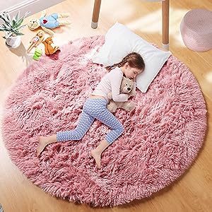 Photo 1 of  Feet Round Rug, Soft Blush Round Circle Rugs - PINK