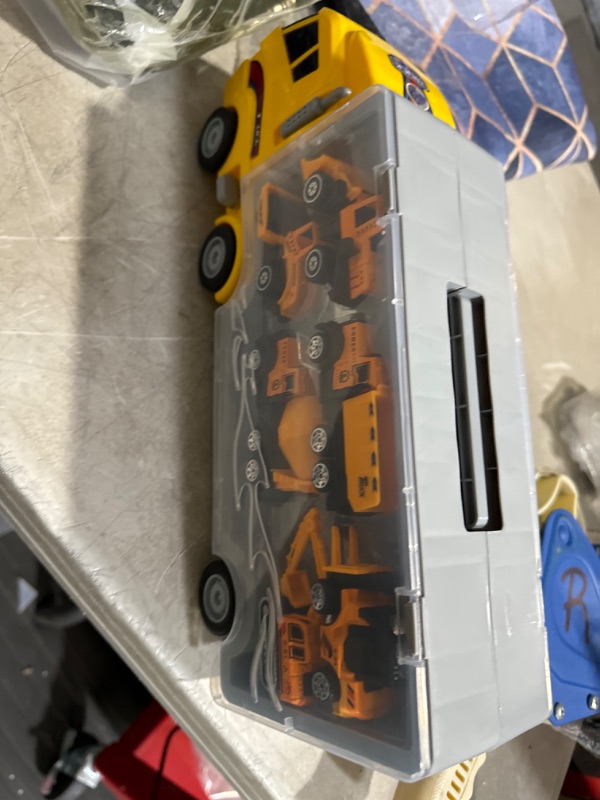 Photo 1 of *READ NOTES*UOYLEYVN Toys ,12 in 1 Die-cast Construction Toy Cars Yellow