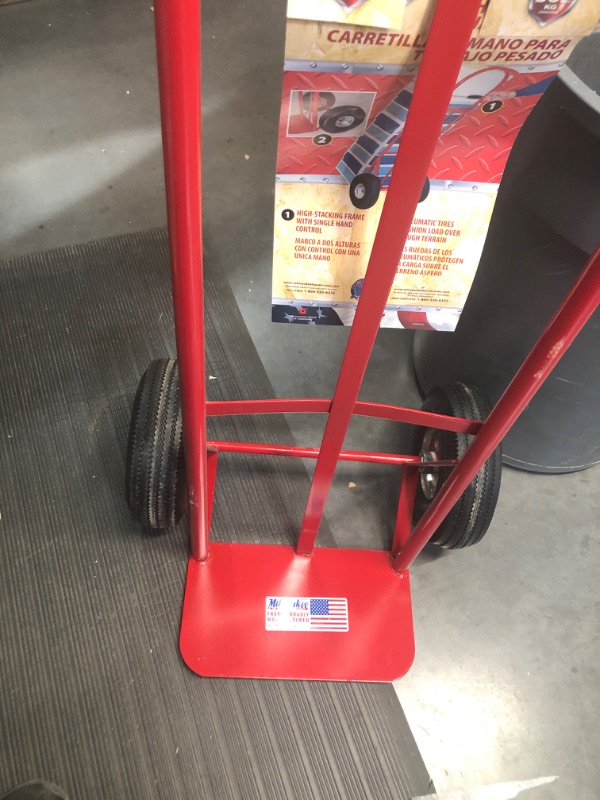 Photo 2 of ***USED - MISSING PARTS - SEE COMMENTS***
Milwaukee 800-lb Capacity 2-Wheel Red Steel Heavy Duty Hand Truck