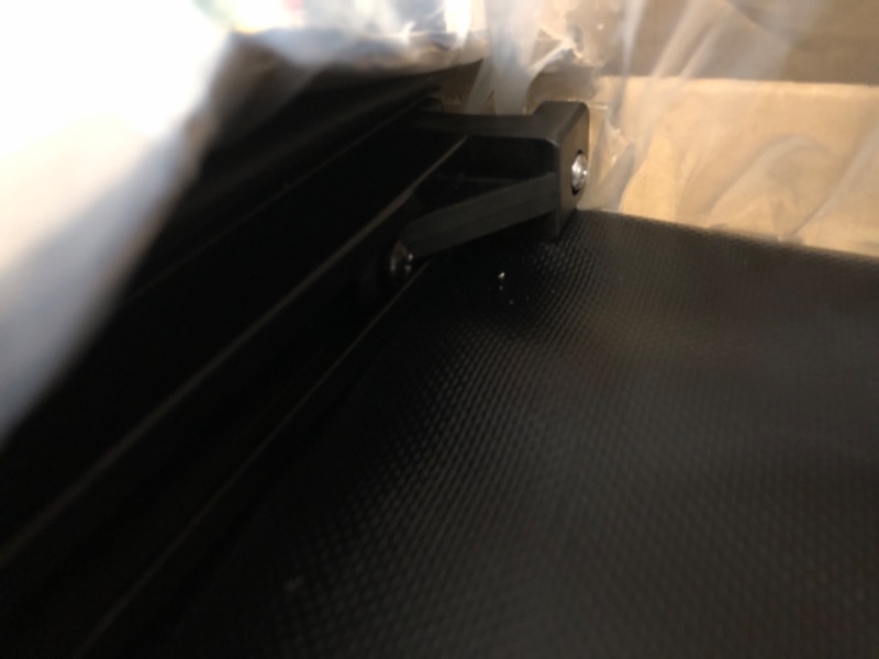 Photo 1 of oEdRo Soft Tri-fold Truck Bed Tonneau Cover Compatible with 2005-2015 Toyota Tacoma with 5ft Bed