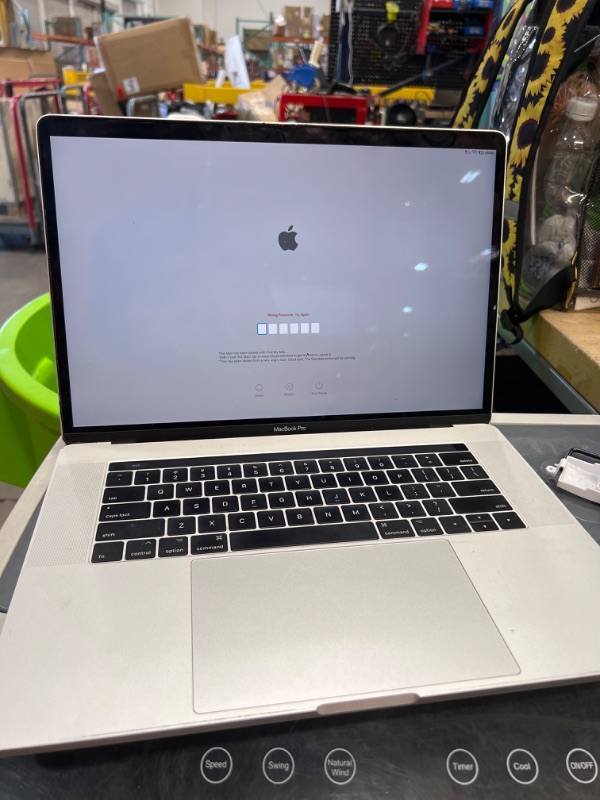 Photo 11 of *READ NOTES*2018 Apple MacBook Pro with 2.2GHz Intel Core i7 (15-inch, 16GB RAM, 256GB SSD Storage) Silver (Renewed)