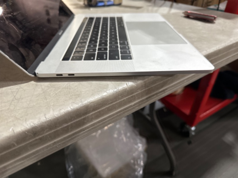Photo 9 of *READ NOTES*2018 Apple MacBook Pro with 2.2GHz Intel Core i7 (15-inch, 16GB RAM, 256GB SSD Storage) Silver (Renewed)