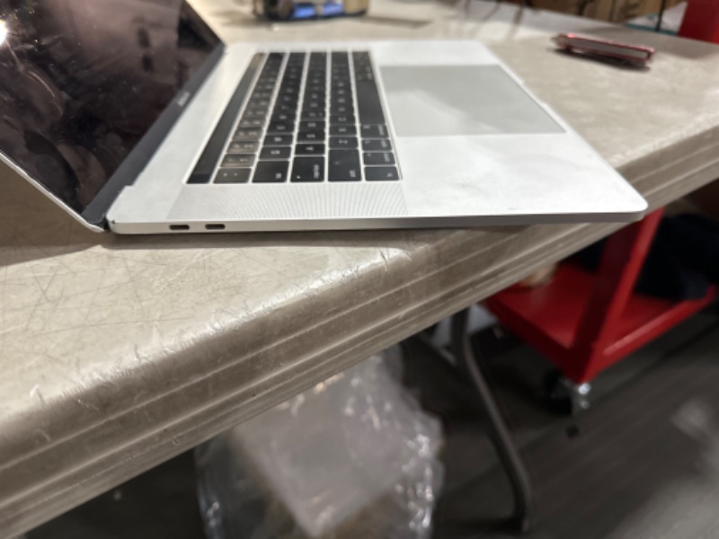 Photo 9 of 2018 Apple MacBook Air with 1.6GHZ Intel Core i5 (13-inch, 16GB RAM, 256GB SSD Storage) (QWERTY English) Silver (Renewed)