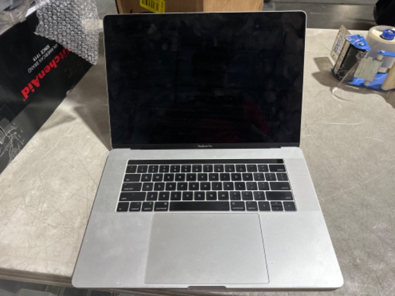 Photo 5 of 2018 Apple MacBook Air with 1.6GHZ Intel Core i5 (13-inch, 16GB RAM, 256GB SSD Storage) (QWERTY English) Silver (Renewed)