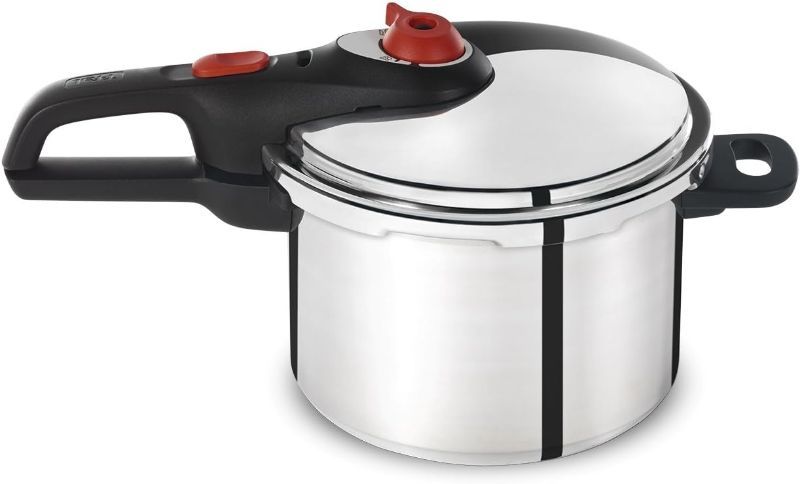 Photo 1 of ***READ CLERK NOTES***
T-fal P2614634 Secure Aluminum Initiatives 12-PSI Pressure Cooker Cookware, 6-Quart, Siver