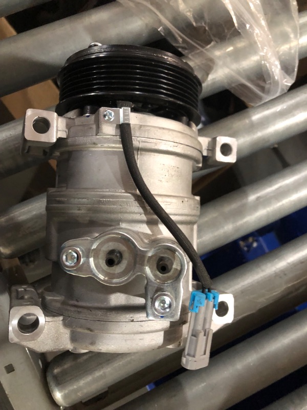 Photo 1 of Automotive Air Conditioning Compressor Compatible With 2000-2002 2010-2013 Chevrolet Suburban Avalanche Silverado GMC Sierra Tahoe GMC Yukon XL 1500 2500, 2002 2010-2013 Cadillac Escalade ESV EXT
