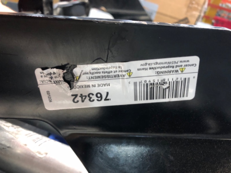 Photo 7 of ***USED - SCRATCHED - NO PACKAGING***
Draw-Tite 76342 Class III Trailer Hitch, 2" Receiver for CRV 2021 Class III; Square Tube Welded; 2 Inch Receiver; 3500 Pound Weight Carrying Capacity/ 525 Pound Tongue Weight