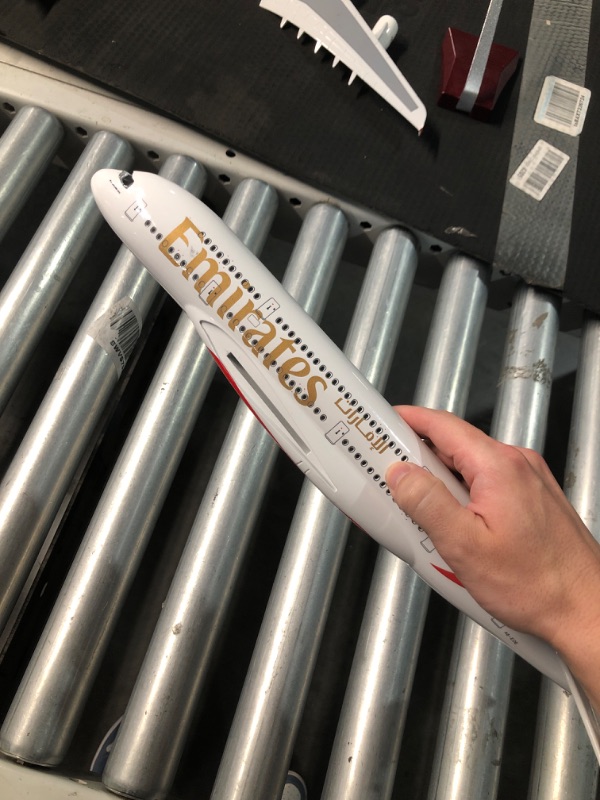 Photo 3 of (READ FULL POST) 1/160 Airbus A380 UAE/Emirates 18 inchs Large Model Diecast Airplane Model Kits with Stand Sky Jumbo Airliner Model Plane Display Collectible Model Kit for Aviation Enthusiast Gift
