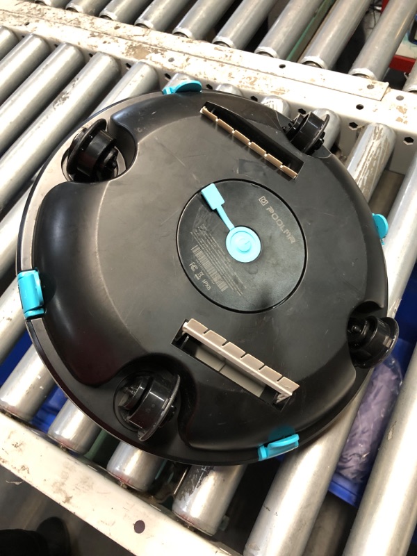 Photo 4 of ***HEAVILY USED AND DIRTY - DOESN'T POWER ON OR CHARGE - UNABLE TO TROUBLESHOOT***
Cordless Robotic Pool Cleaner - Above Ground Pool Vacuum - 140 Mins Lasting, 52 Ft/Min Speed, Dual-Motor, IPX8 Waterproof, Self-Parking, Pool Vacuum Cleaner for Flat Swimmi