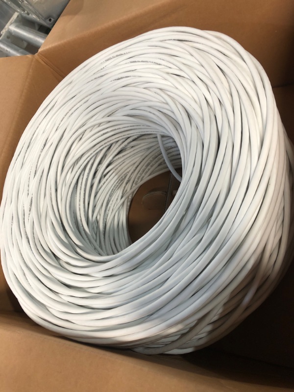 Photo 2 of fast Cat. Cat 6 Ethernet Cable 1000ft - 23 AWG, CMR, Insulated Solid Bare Copper Wire, Noise Reducing Cross Separator - 550MHZ / 10 Gigabit Speed UTP LAN Cat6 Cable  (White)