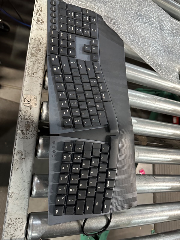 Photo 4 of Perixx PERIBOARD-535BR Wired Ergonomic Mechanical Split Keyboard