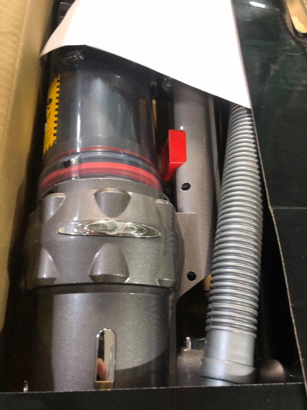 Photo 2 of MOYSOUL Cordless Vacuum Cleaner - 9 in 1 Stick Vacuum with 30000pa Powerful Suction & 600W Brushless Motor  