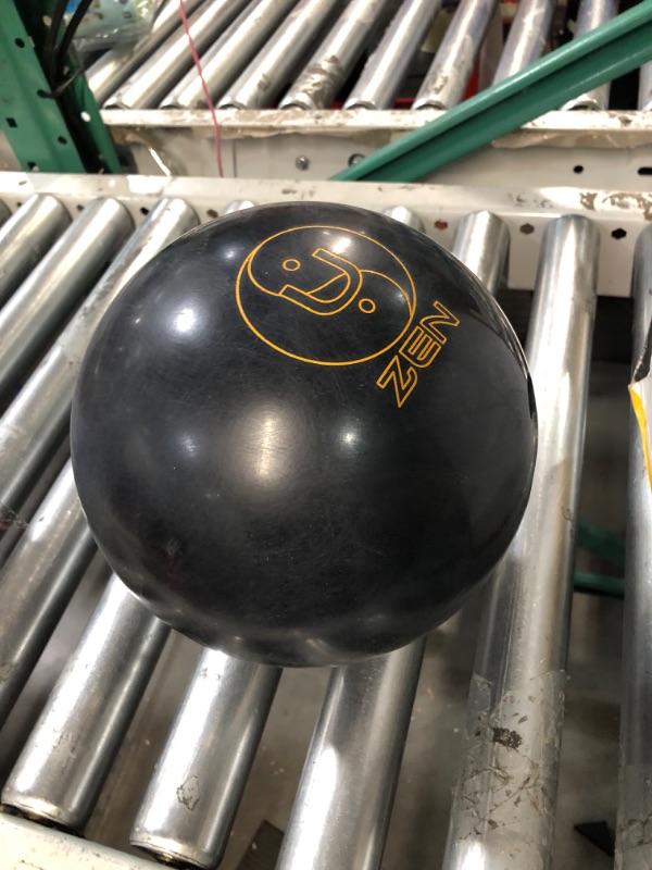 Photo 4 of **SEE PHOTOS** 900 GlobalBowling Ball, 14 lb ball
