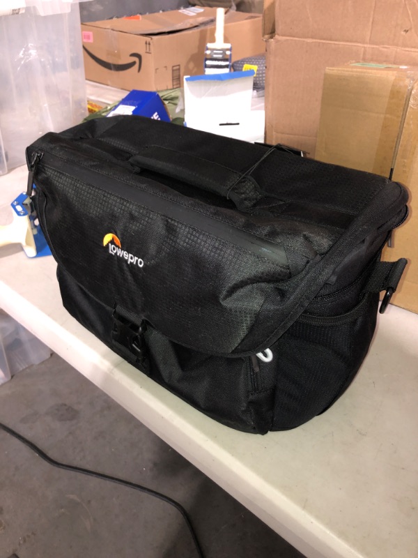 Photo 2 of (READ FULL POST) Lowepro LP37142, Nova 200 AW II Messenger Case, Camera Bag, Customizable, Portable, Fits 1-2 Pro DSLR with attached 24-105mm, Compact Drone, 3-5 Additional Lenses, Flash, Black 200 AW II Black