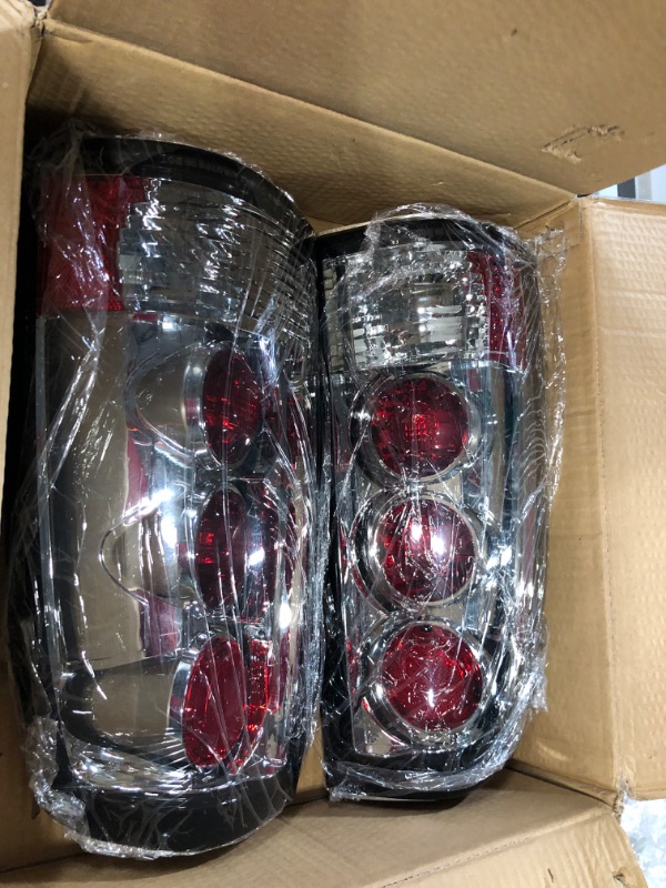 Photo 2 of DWVO Tail Lights Assembly Taillights Compatible with 1999 2000 2001 2002 Chevy Silverado 1500/2500 01 02 Silverado 3500, 99-03 GMC Sierra 1500/2500 Replacement Tail Lamps (ONLY Fit Fleetside Models) Smoke Lens