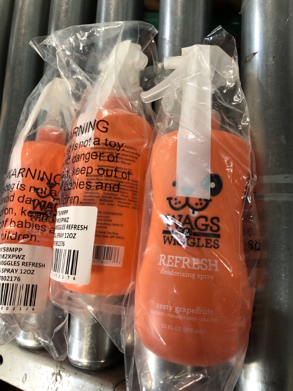 Photo 3 of **non refundable

pack of 3 -Wags & Wiggles Refresh Dog Deodorizing Spray in Zesty Grapefruit |12 Ounces Deodorizing Spray - Zesty Grapefruit 12 Fl Oz