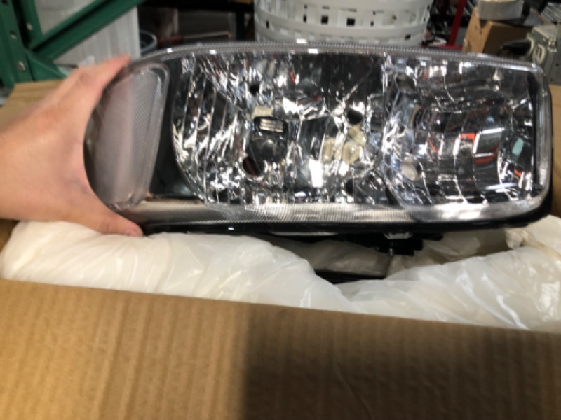 Photo 4 of AUTOSAVER88 Headlight Assembly  GMC Yukon XL Headlights Headlamp Chrome Housing Clear Reflector OE - Chrome/Clear/Clear