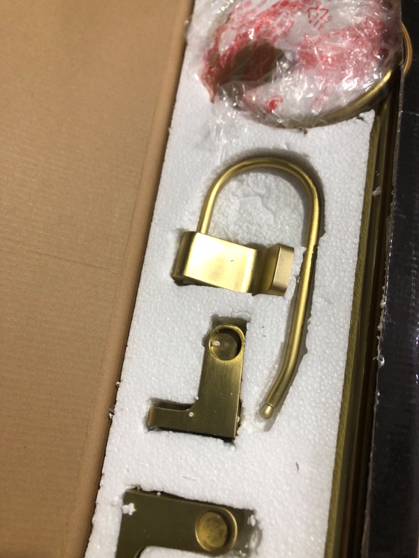 Photo 2 of (opened for inspection)(see images) Globe Electric 51695 4-Piece Bath Accessory Kit, Matte Brass, Towel Bar, Towel Ring