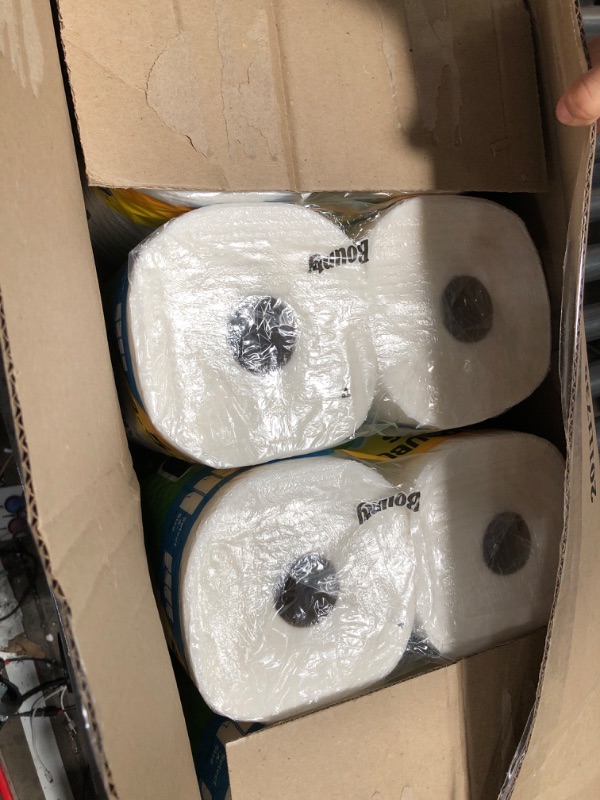 Photo 2 of Bounty Select-A-Size Paper Towels, White, 8 Double Plus Rolls = 20 Regular Rolls 8 Count (Pack of 1)