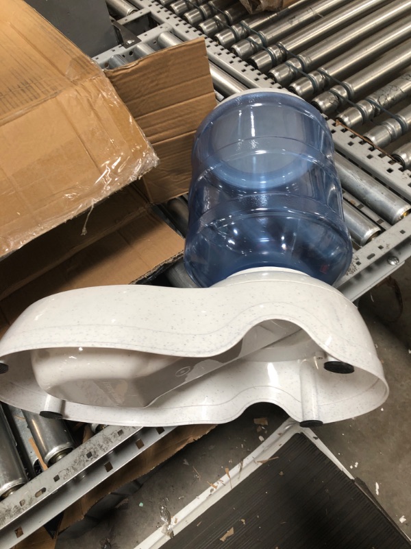 Photo 1 of Amazon Basics Automatic Dog Cat Water Dispenser Gravity Feeder and Waterer Set, Large, 12-Pound Food Capacity, 2.5-Gallon Capacity Waterer + Feeder Large