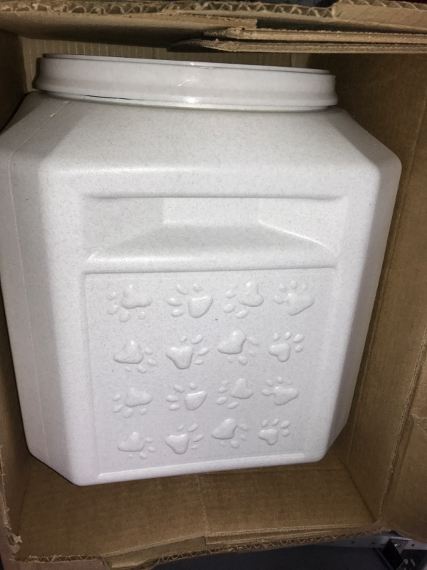 Photo 1 of (used)(good condition) GAMMA2 Vittles Vault Outback Airtight Pet Food Container 25 Pounds