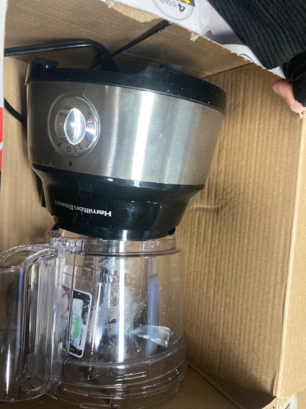 Photo 2 of ***USED - DOES NOT POWER ON - UNABLE TO TROUBLESHOOT***
Hamilton Beach 70730 Bowl Scraper 10 Cup Food Processor - Black/Silver