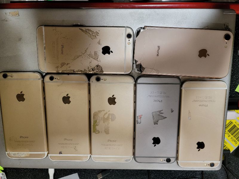 Photo 3 of Bundle of 7 Iphone 6's and 1 Iphone 8 