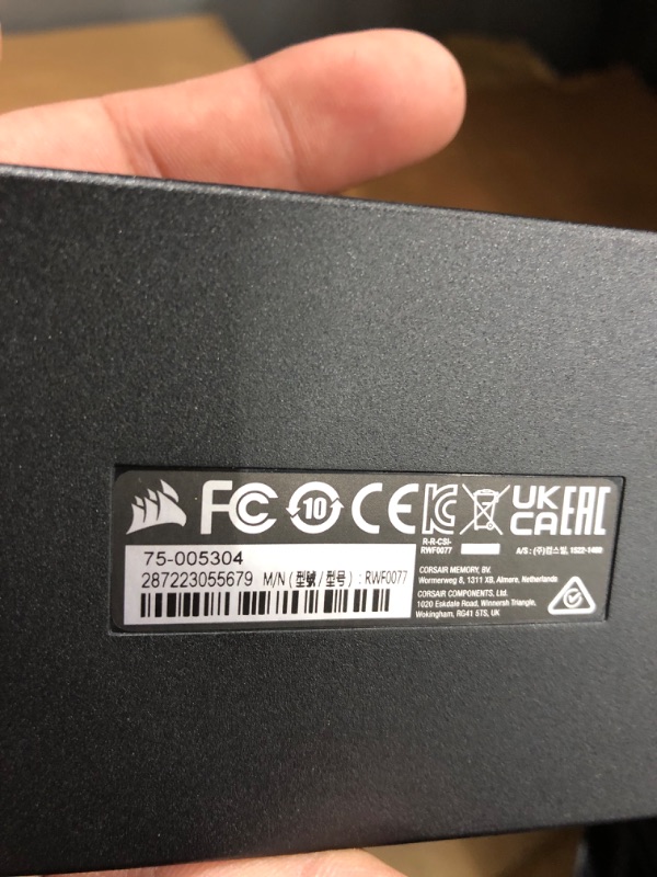 Photo 1 of Corsair iCUE H150i Elite CAPELLIX XT Liquid CPU Cooler - Three AF120 RGB Elite Fans - 360mm Radiator - Intel® LGA 1700, 1200, 115X, 2066, AMD® AM5, AM4 - Included iCUE Commander CORE - Black ELITE CAPELLIX XT 360mm Radiator Black