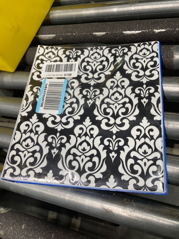 Photo 2 of Avery(R) Durable View 3 Ring Binder, 1 Inch Round Rings, 1 Damask Binder (26747) Durable View Dividers