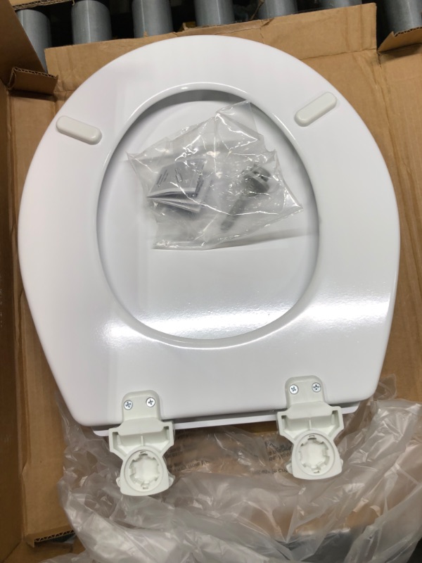 Photo 4 of ** new open package**
Bemis 500EC 390 Lift-Off Wood Round Toilet SEAT, Cotton White