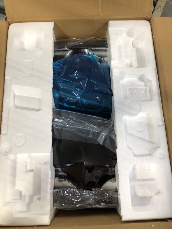 Photo 1 of 2006 Chevrolet Silverado 2500 HD - 4-Piece Kit Driver and Passenger Side Headlight, with Bulbs, Halogen, For Models without Body Cladding, Smooth reflector, includes Turn Signal Lights