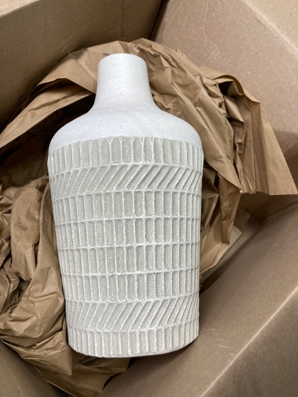 Photo 1 of Deco 79 Metal Decorative Vase Textured Centerpiece Vase, Flower Vase for Home Decoration 8" x 8" x 13", White
