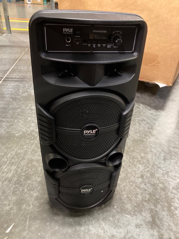 Photo 3 of ****MISSING CHARGER AND REMOTE//NON FUNCTIONAL SOLD AS PARTS**** 
Pyle Portable Bluetooth PA Speaker System - 600W Rechargeable Outdoor Bluetooth Speaker Portable PA System w/ Dual 8” Subwoofer 1” Tweeter, Microphone In, Party Lights, USB, Radio, Remote -