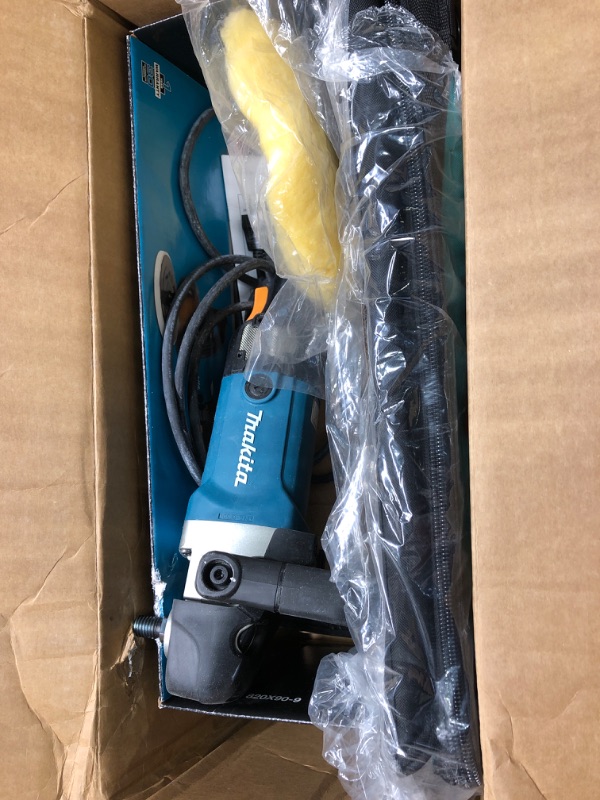 Photo 3 of ***FOR PARTS ONLY*** 

Makita 9237CX3 7-Inch Variable Speed Polisher-Sander with Polishing Kit and 7-Inch Hook and Loop Pad Polisher-Sander Kit w/extra Pad