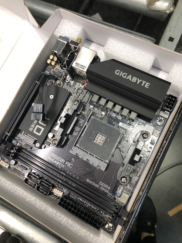 Photo 3 of Gigabyte A520I AC (AMD Ryzen AM4/Mini-ITX/Direct 6 Phases Digital PWM with 55A DrMOS/Gaming GbE LAN/Intel WiFi+Bluetooth/NVMe PCIe 3.0 x4 M.2/3 Display Interfaces/Q-Flash Plus/Motherboard)