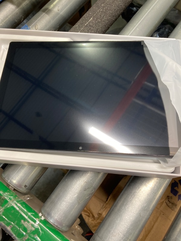 Photo 3 of Android Tablet, 10.1 Inch Android 12 Tablet, 6GB RAM 64GB ROM, 1TB Expand, Android Tablet with 8000mAh Battery, Dual Camera, 5G WiFi, Bluetooth, FHD IPS Touch Screen, GPS, Google GMS Certified Silver