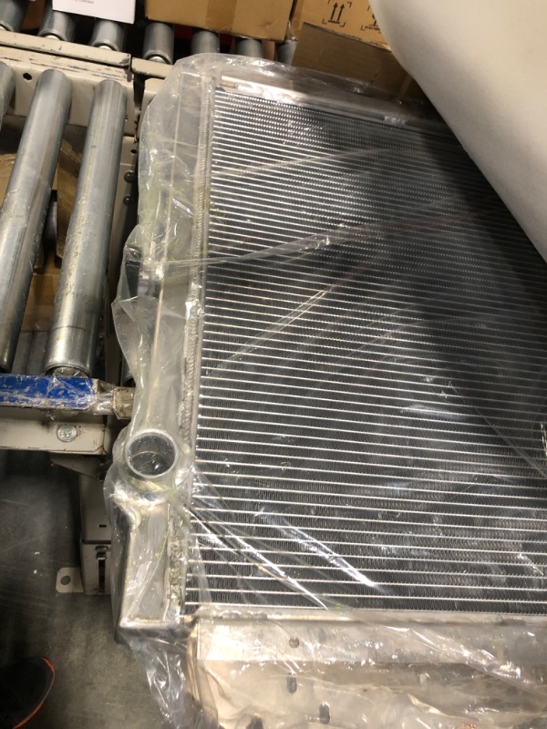 Photo 1 of ALLOYWORKS 3 Row Core Aluminum Radiator for 1979-1993 Dodge D/W 100 150 200 250 300 350 D400 D450 Ramcharger RD200 5.2 5.9L V8