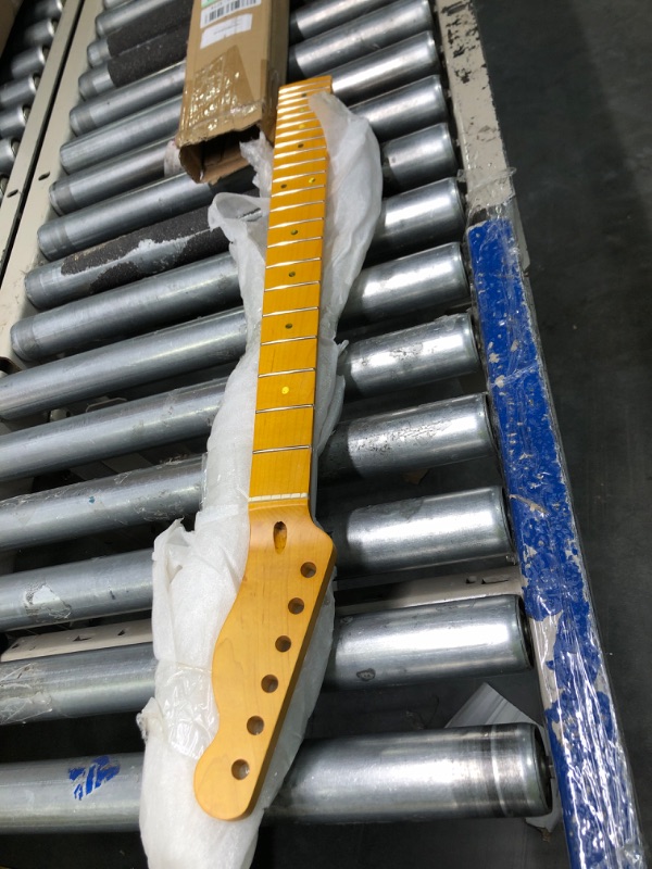 Photo 3 of 22 Fret Electric Guitar Neck Maple Fingerboard for TL Strat Style Replacement Electric Guitar (Matte yellow TL)