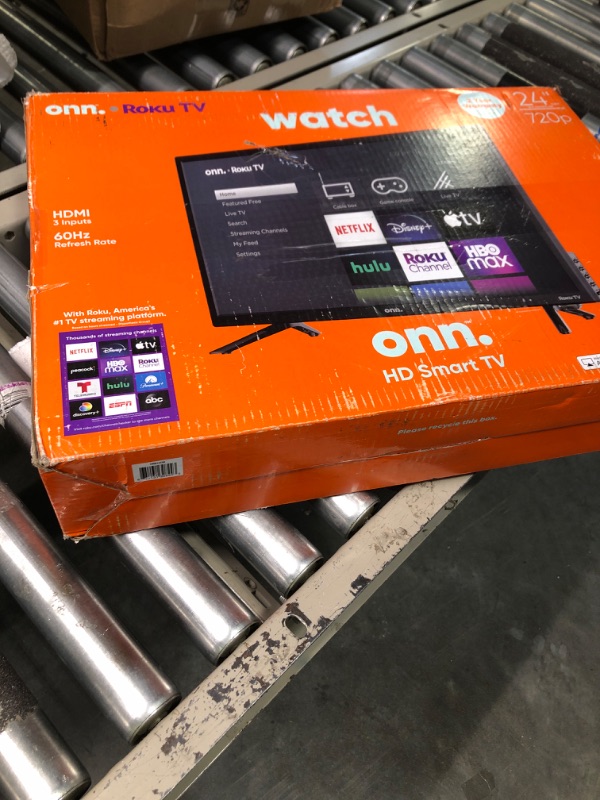 Photo 1 of Onn. 24" Class 720p HD LED Roku Smart TV (100012590)