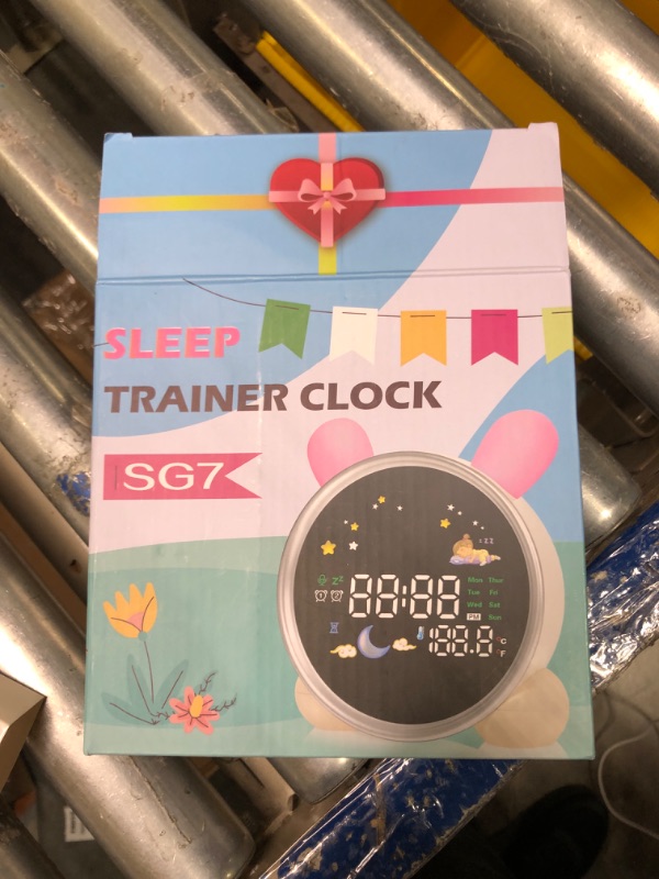Photo 2 of ANALOI Kids Alarm Clock with Night Light 