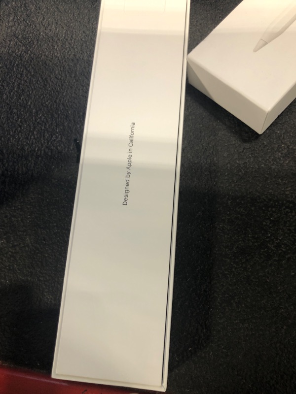 Photo 3 of Apple Pencil (2Nd Generation) White