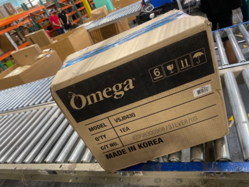 Photo 1 of Omega VSJ843QS Vertical Masticating 43 RPM Compact Cold Press Juicer Machine with Automatic Pulp Ejection, 150-Watt, Silver